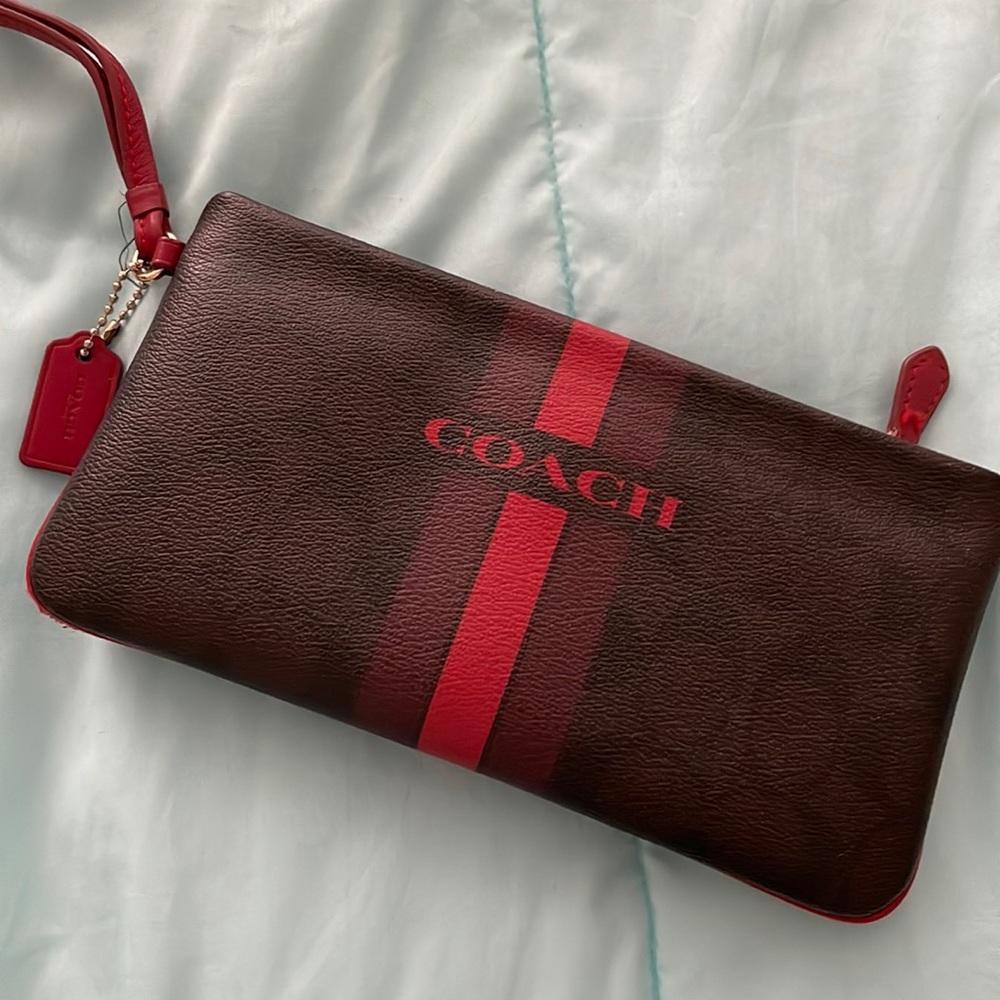 ❣️Coach Wristlet ❣️